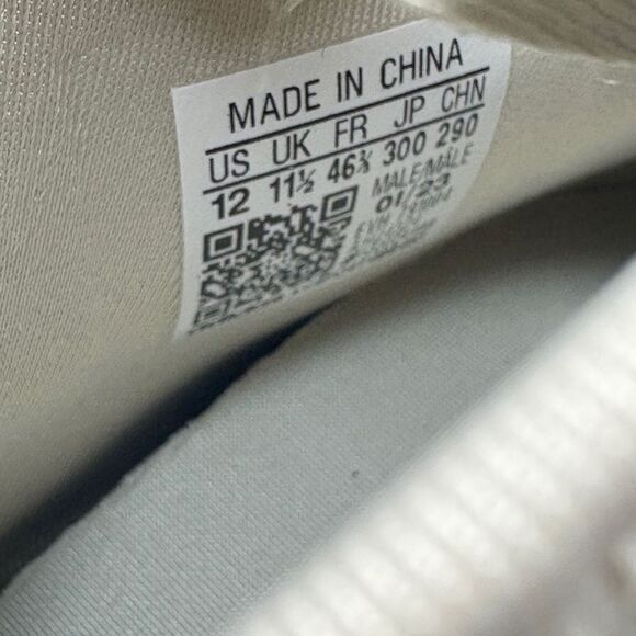 Size 12 - Men’s Adidas Adifom Q Foam shoes - Picture 8 of 8